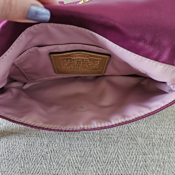 Coach clutch - Picture 5 of 8